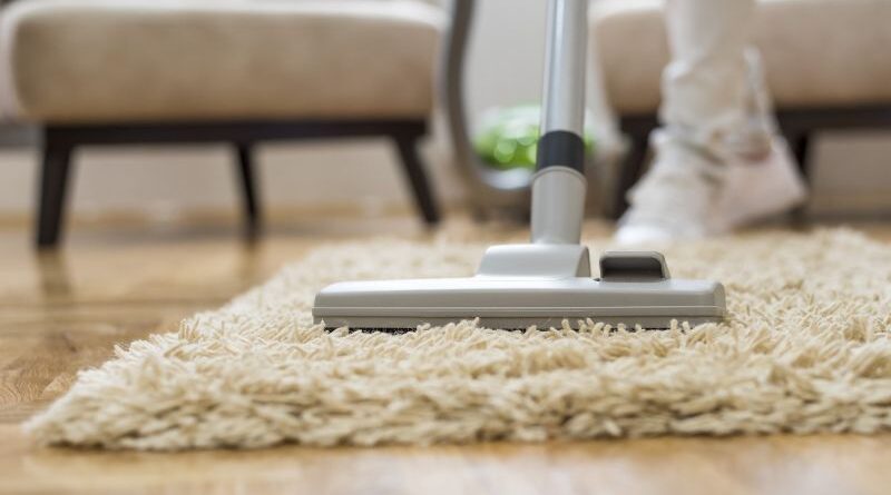 Como limpar tapetes e carpetes